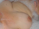 tits_in_bath.jpg